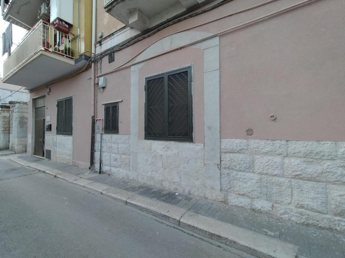 Casa Vacanze Al Castello Trani Buitenkant foto